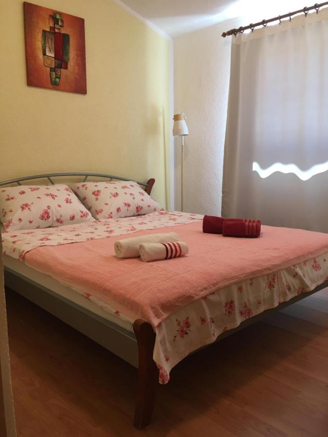 Apartments 4M Gornji Karin Exterior foto