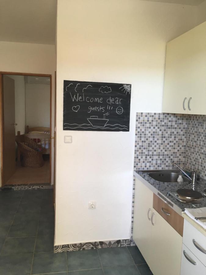 Apartments 4M Gornji Karin Exterior foto